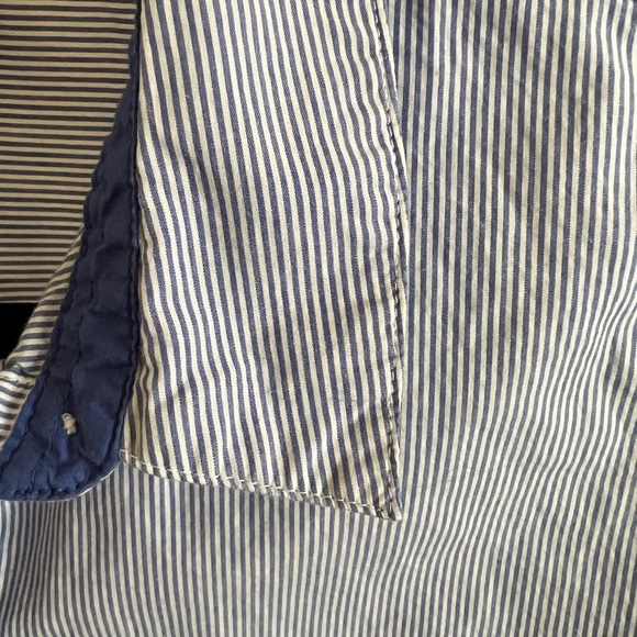 H&M Blue & White fine pinstriped women's button down (size 6/small) - Picture 8 of 13